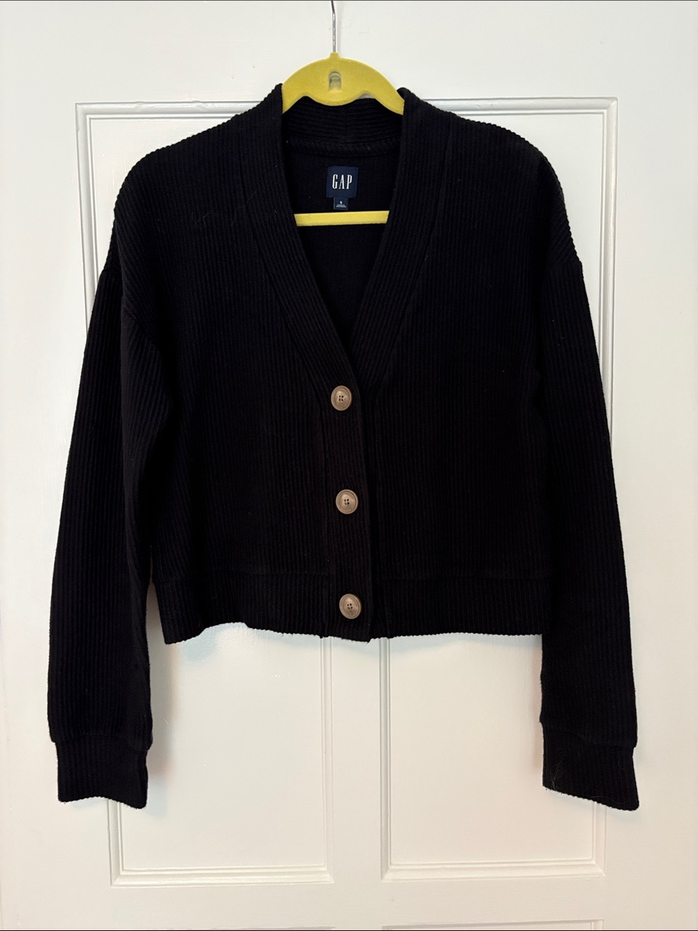 GAP Black Ribbed Classic V-Neck Button Cardigan